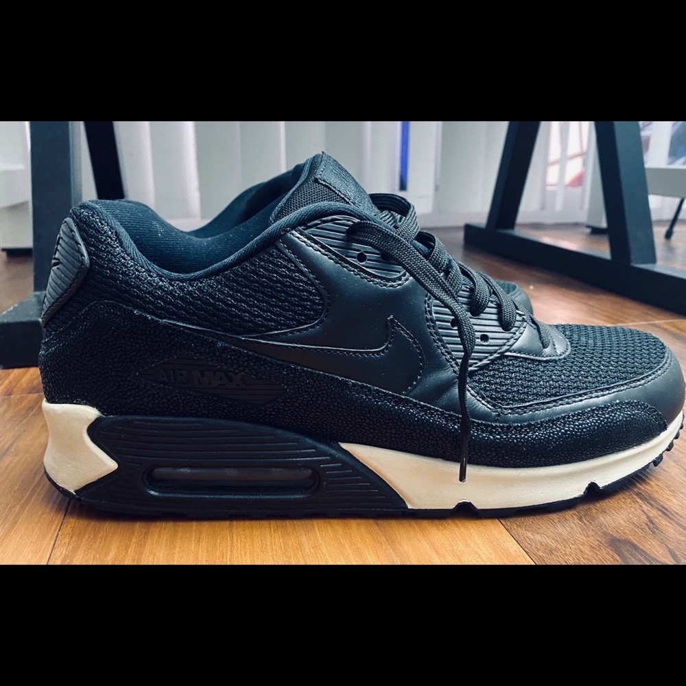 Nike Air Max 90